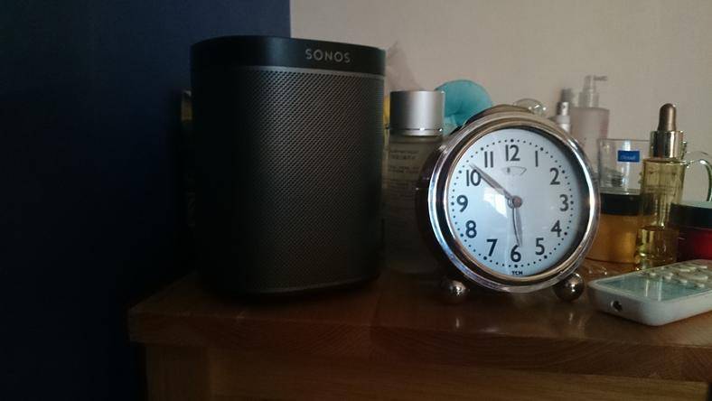 不能召唤来亡灵歌唱,至少让房间灌满阳光